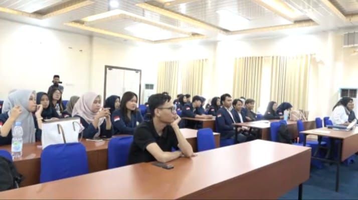 Prodi Ilmu Perpustakaan dan Informasi Islam Gelar Webinar Internasional "AI For Librarian", Diikuti 153 Peserta