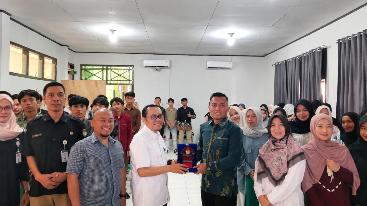Mahasiswa Baru FUAD IAIN Curup ikuti sosialisasi KPU dan Dukcapil kabupaten Rejang Lebong 