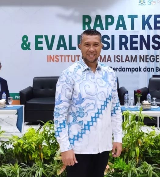 Sarwo Edy, M.Pd.I